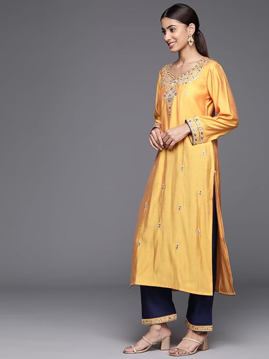 Varanga Womens Kurta set - Image 2